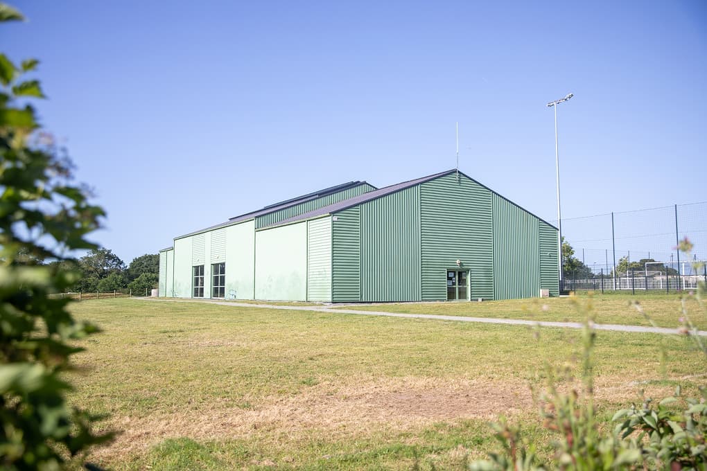 Courts de tennis de la Viniere a Saint-Lyphard
